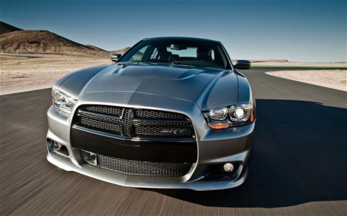 2012-Dodge-Charger-SRT8-Photo-2