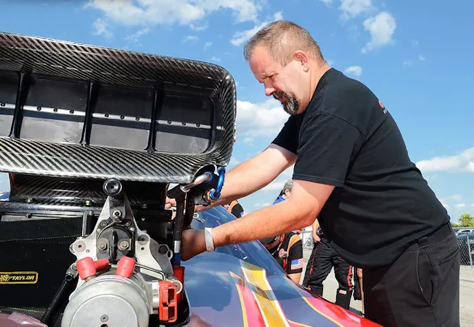 318256_10100243089334403_933082338_n