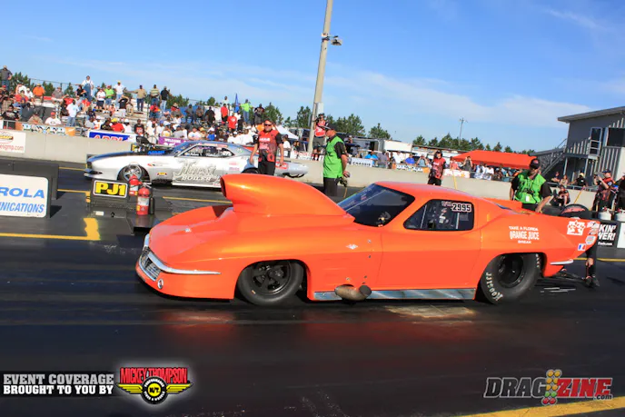 Jimmy Keen put the Parish, Florida based 63 Corvette on the pole in  round one pro Modified qualifying with a 3.916 @ 190.97. Longtime racer and friend Tony Christian assists in tuning the car which is powered by an 855 cubic inch Reher Morrison big block Chevy.