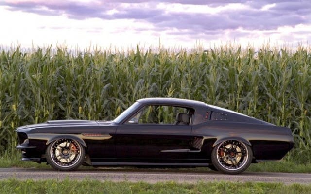 The Ring Brothers's killer machines wouldn't be complete without Baer's big-binder kits.