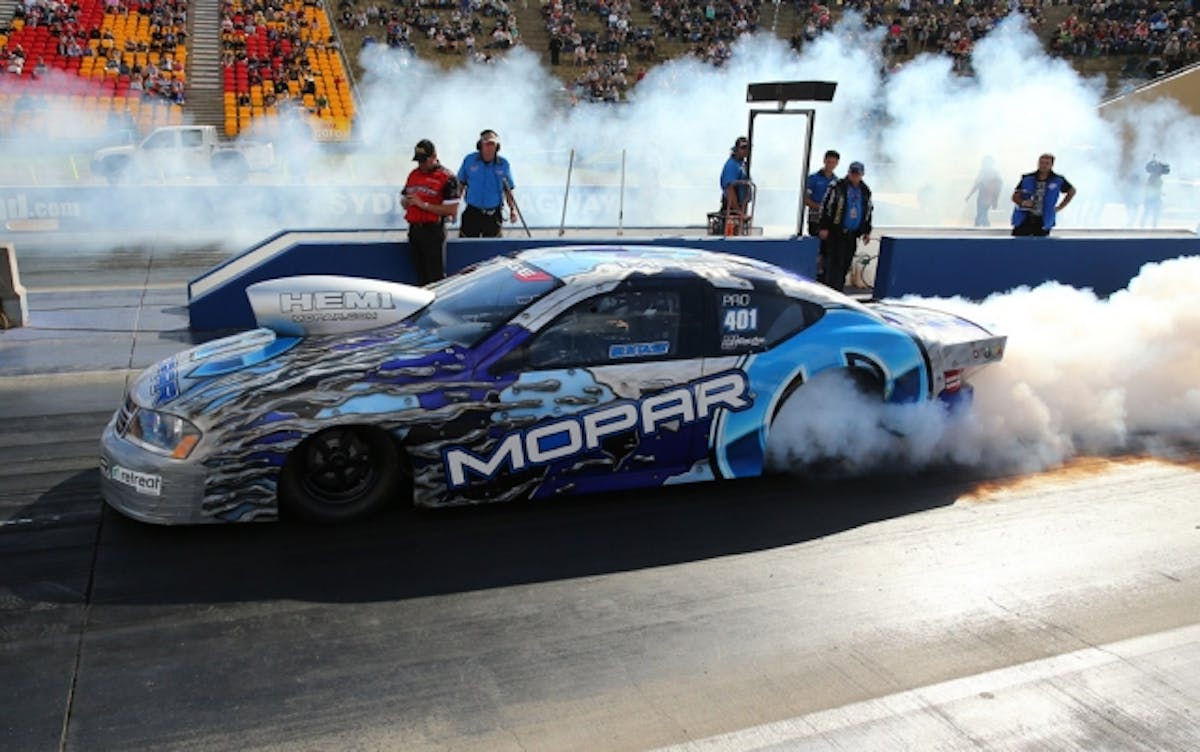 Well-known Indianapolis NHRA tuner Tomi Laine will act as crew chief for Lee Bektash.