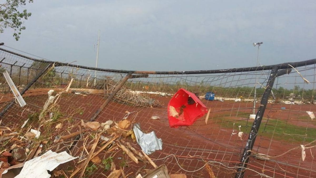 943661_455712691187925_369680007_n