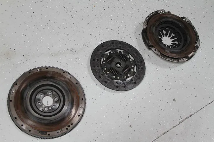 Keep an eye out for a future update where we replace our cooked stock clutch in Project Y2k...