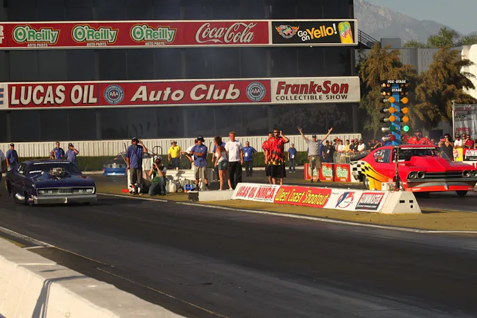 Even before both cars had cleared the starting line, Bowman's starting line crew were already in disbelief...