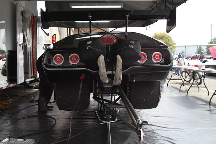 Here's an interesting detail from Scott Oksas' new Pro Street Camaro - a single-wheel offset wheelie bar.