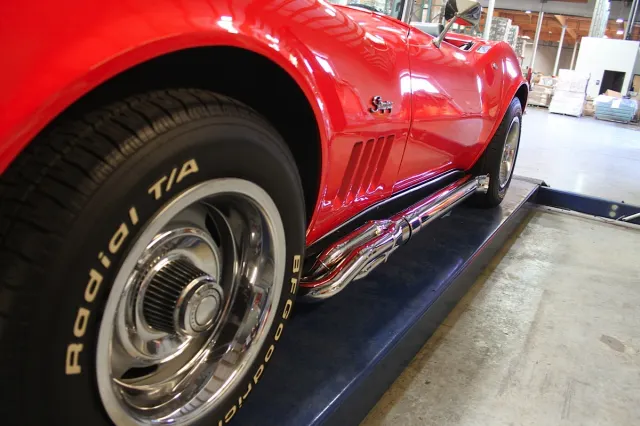 These fit nice and tight to the body, but with any side-mount exhaust care must be taken when exiting the car unless you want some new tattoos - of the crispy-skin kind.