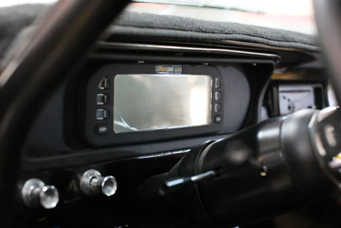 We've got our UDX dash mounted neatly in the factory location.