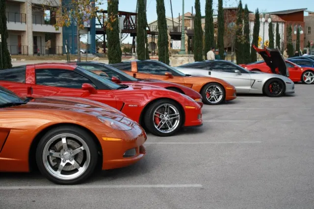 cars_and_coffee_austin_2