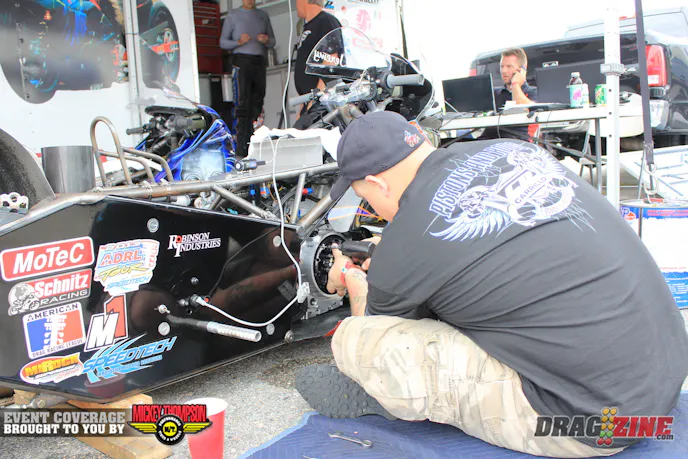 Cecil Towner was doing the clutch maintenance on Jeremy Teasley's bike when I stopped by their pits. Brian Schnitz is driving for Teasley during Thursday test session as he wont be here until Friday. The two bike team is based out of Orient, Ohio and uses Wizards of NOS Pulseoids developed by Trevor Langfield who is based in South Yorkshire, England