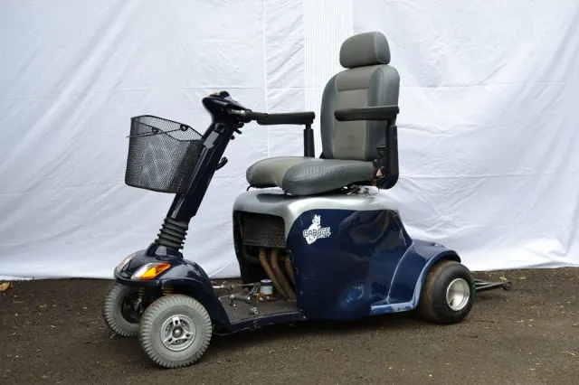 10666_549680218401219_915615278_n