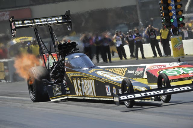 140-TonySchumacherActionCHI-Sunday