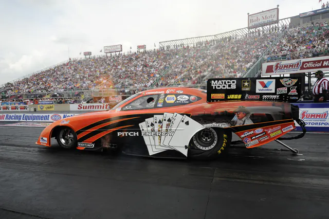 153-JohnnyGrayNorwalkActionSunday