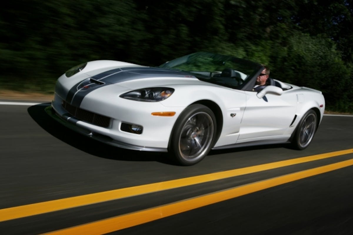2013-Chevrolet-Corvette-427-060-medium