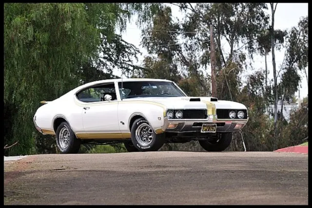 mecum_hurst_olds_442