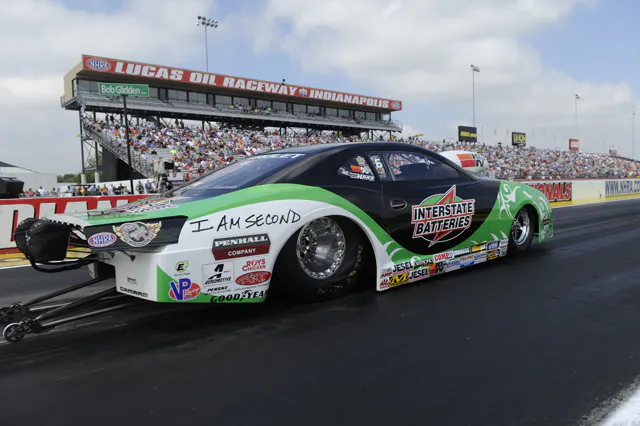 223-MikeEdwardsIndyAction