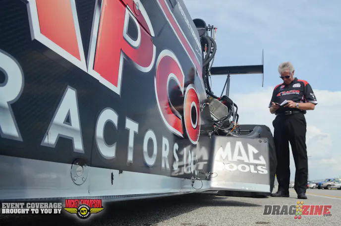 Lee Beard guided his driver, Steve Torrence, into the second round of the Traxxas Shootout with a first round defeat of Tony Schumacher in a stellar 3.87 to 3.90 drag race.