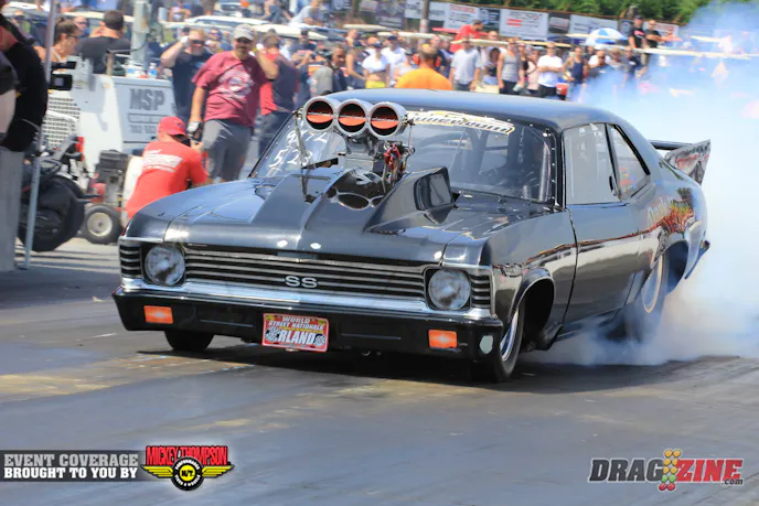 The "dark Horse" blown Nova is campaigned by Randy Goodman. He had a single in round one running a 5.25 @ 134 shutting it off early.