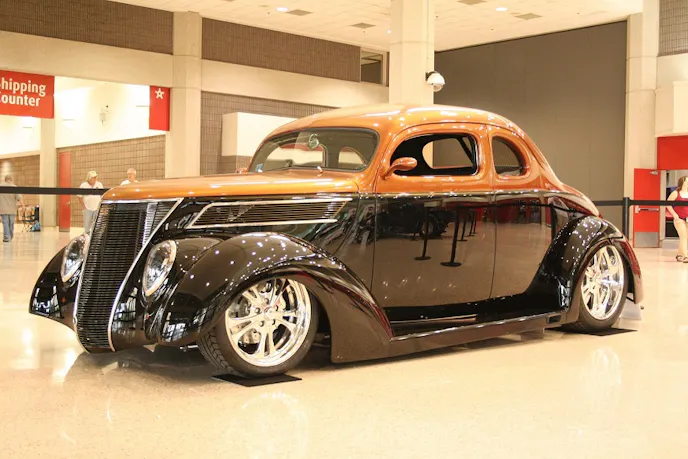 Paul & Sharon Puleo’s hercules built ’37 Ford also riding on a TCI Chassis & Ridetech shockwaves