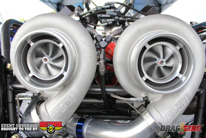 Turbos abound here this weekend especially in OL 10.5 and Drag Radial. Larry Wood was warming up his OL 10.5 Corvette earlier this morning.