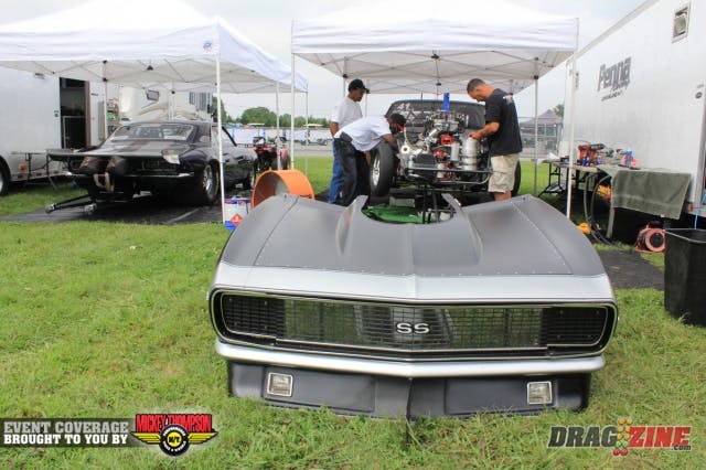 Long Island, new York's Brian Penna was here testing yesterday for Outlaw 10.5, they tore the engine down last night to replace the rings and were getting the heads bolted back on this morning about 10:45.