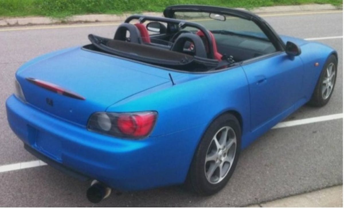 Finally, an engine with enough displacement to actually need that grapefruit cannon tailpipe...