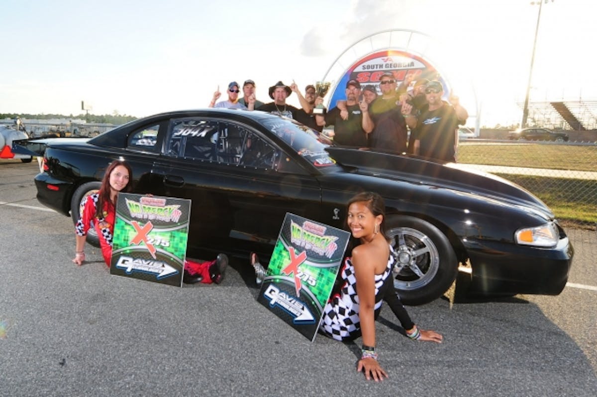 Engine builder Tim Knieriem made if through five rounds of the X275 Second Chance race to meet with Jason Lawing in the final. Lawing took the starting line  and laid down a nice 4.89 at 147 but fell to Knieriem's quicker 4.82 at 145 MPH.
