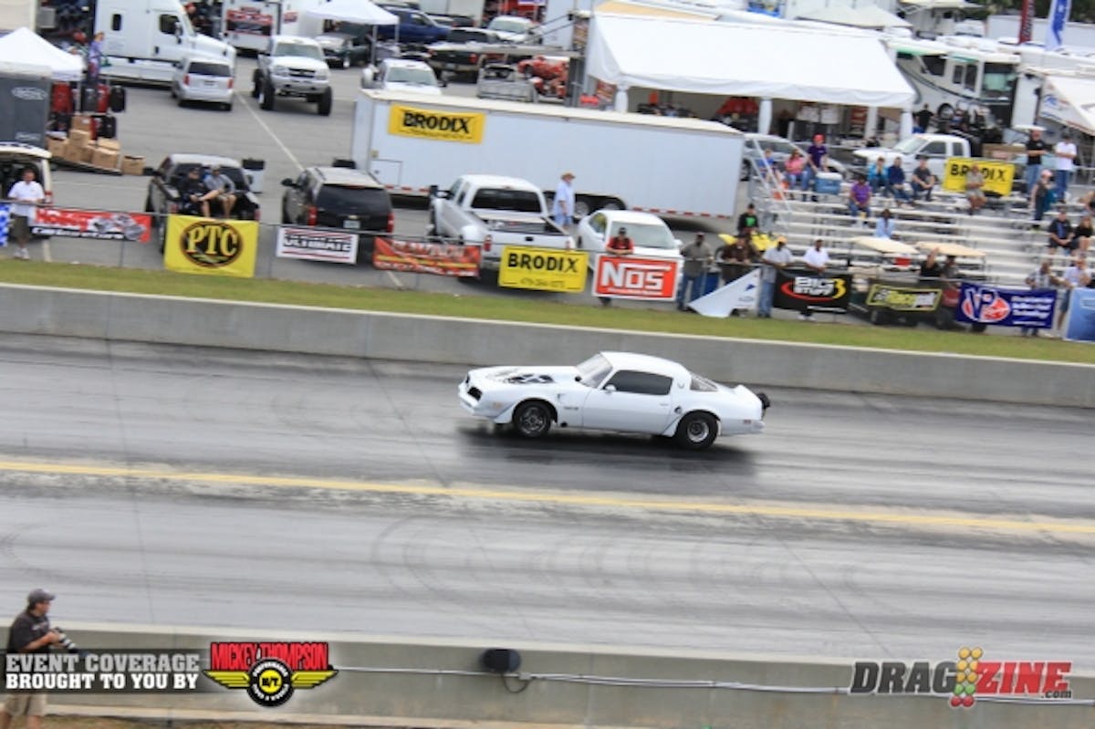 MacFab Outlaw 275 had some very nice runs this morning with several racers improving from last night. Patrick Clenny put the Ducky Johnson owned Trans Am in seventh with a 4.66 at 153 MPH.