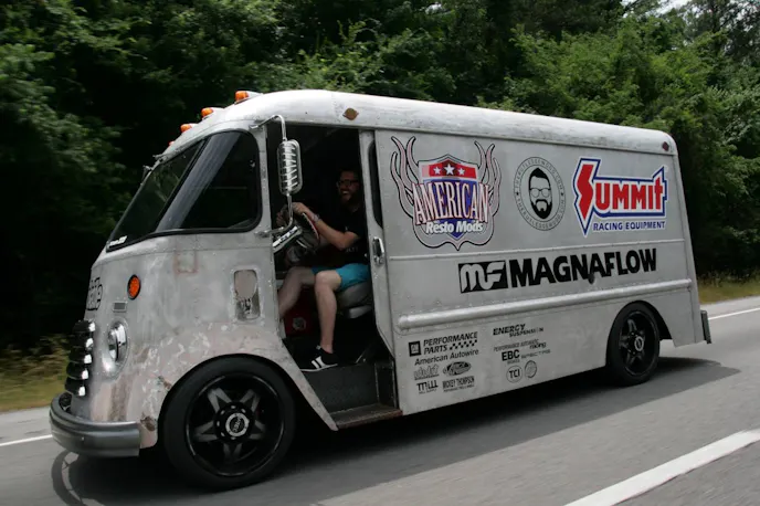 964590_457636924318144_1114999622_o-1024x682