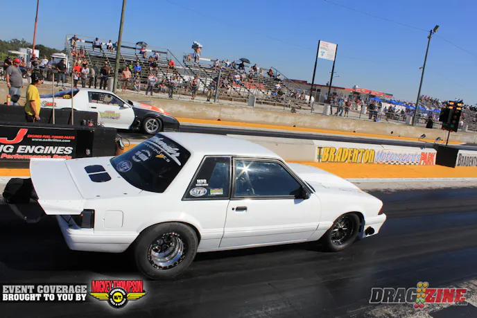 Troy Pirez (far lane) paired up with Tony Alm in the second session of X275. Alm's single turbo small block bumped Pirez to second with a nice 4.775 at 152.41.