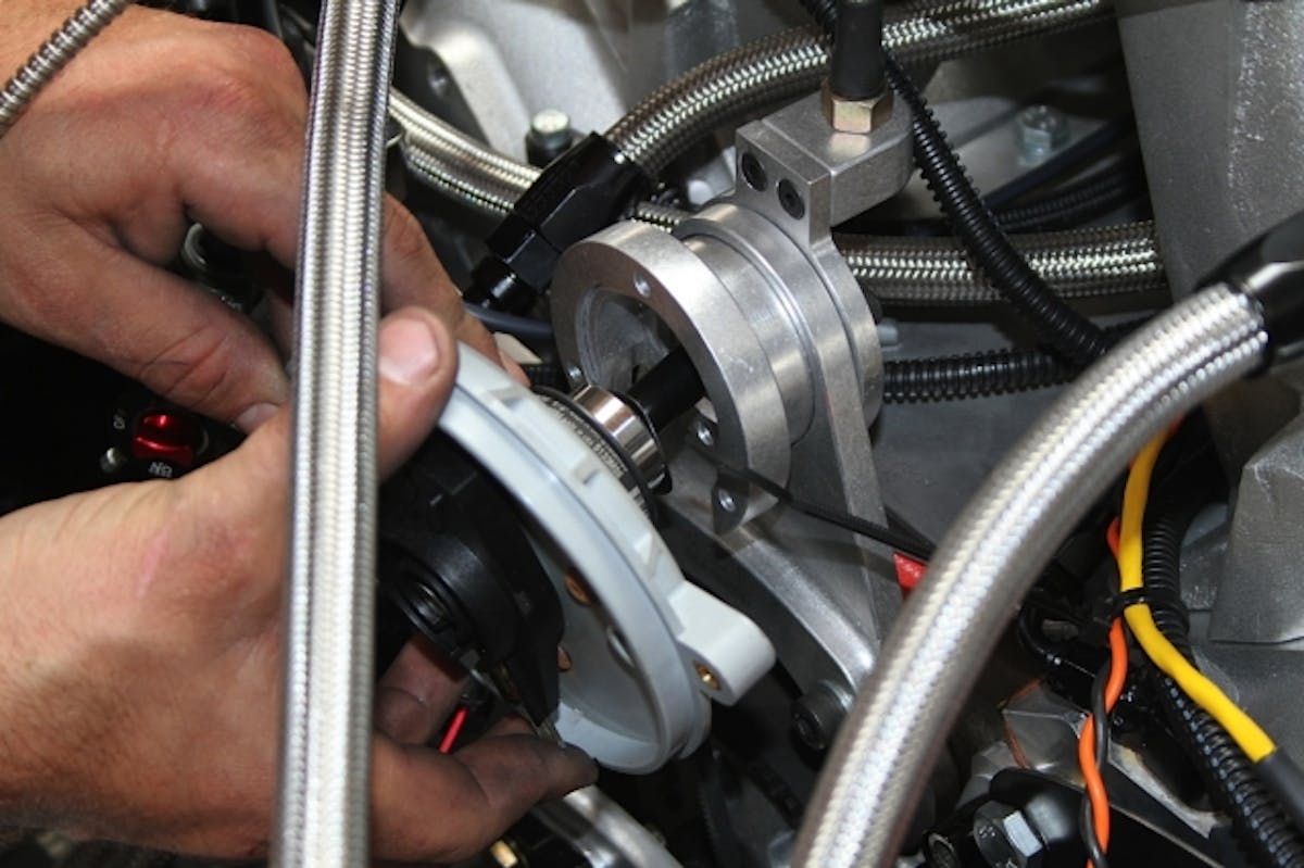 Jesel's belt-driven distributor comes with a mounting plate that seamlessly integrates with our Jesel camshaft belt drive and is actuated through a 3mm cog-style belt.