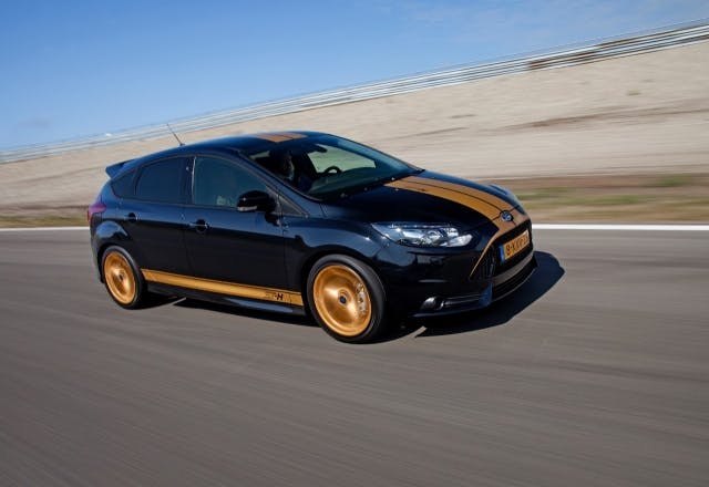 ford-focus-st-h01-1