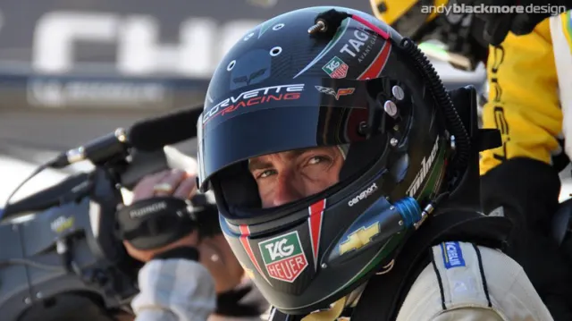 tommy_milner_2013_helmet_6