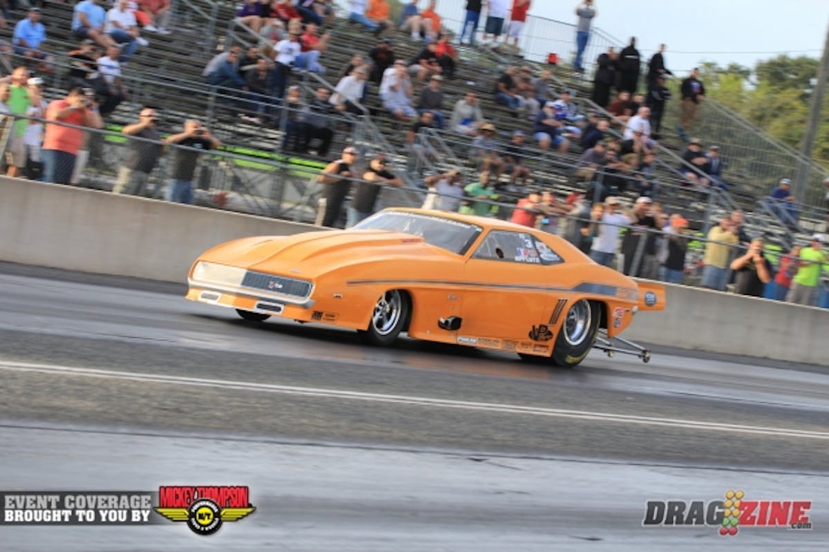 Jeff Lutz put a 6.59 at 198 but got loose near 1000. Lutz did a great job keeping it off the wall on the top end.