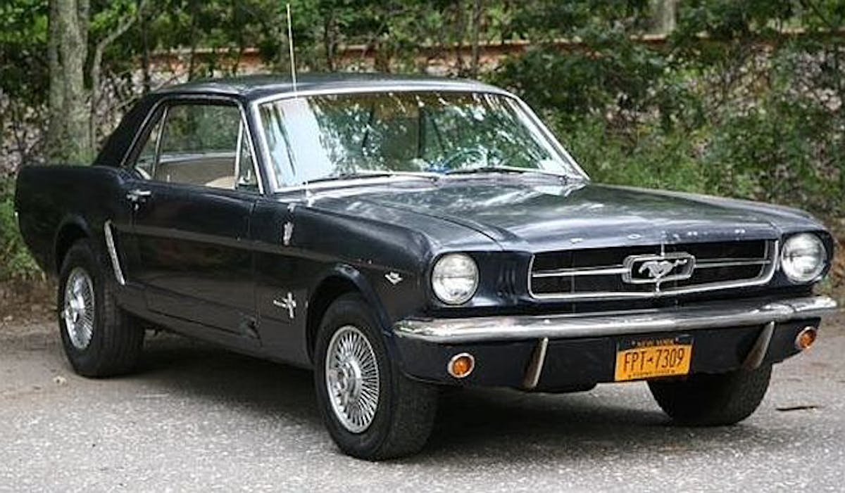 1964 Ford Mustang front