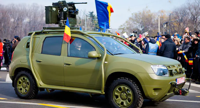 Dacia-Duster-Army-2