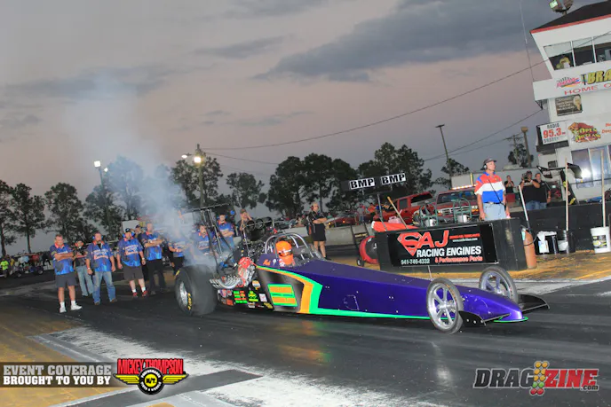 Mark McElwee paird off with Melissa Hutson in the other pair of Open Outlaw. Mark was on the tree but fell off to a 6.45 at 61 MPH while Hutson blasted her way to a 3.76 at 191 for lan choice.