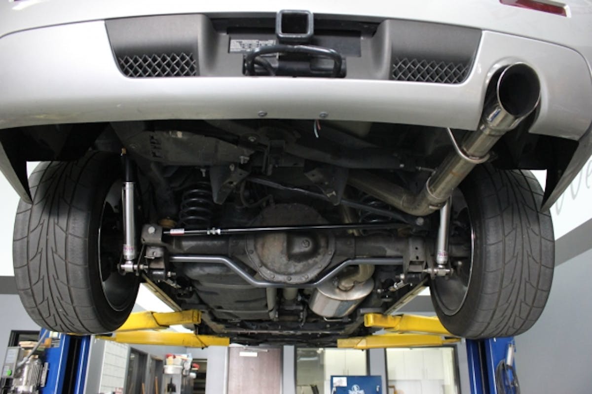 An overall view of the underbody.