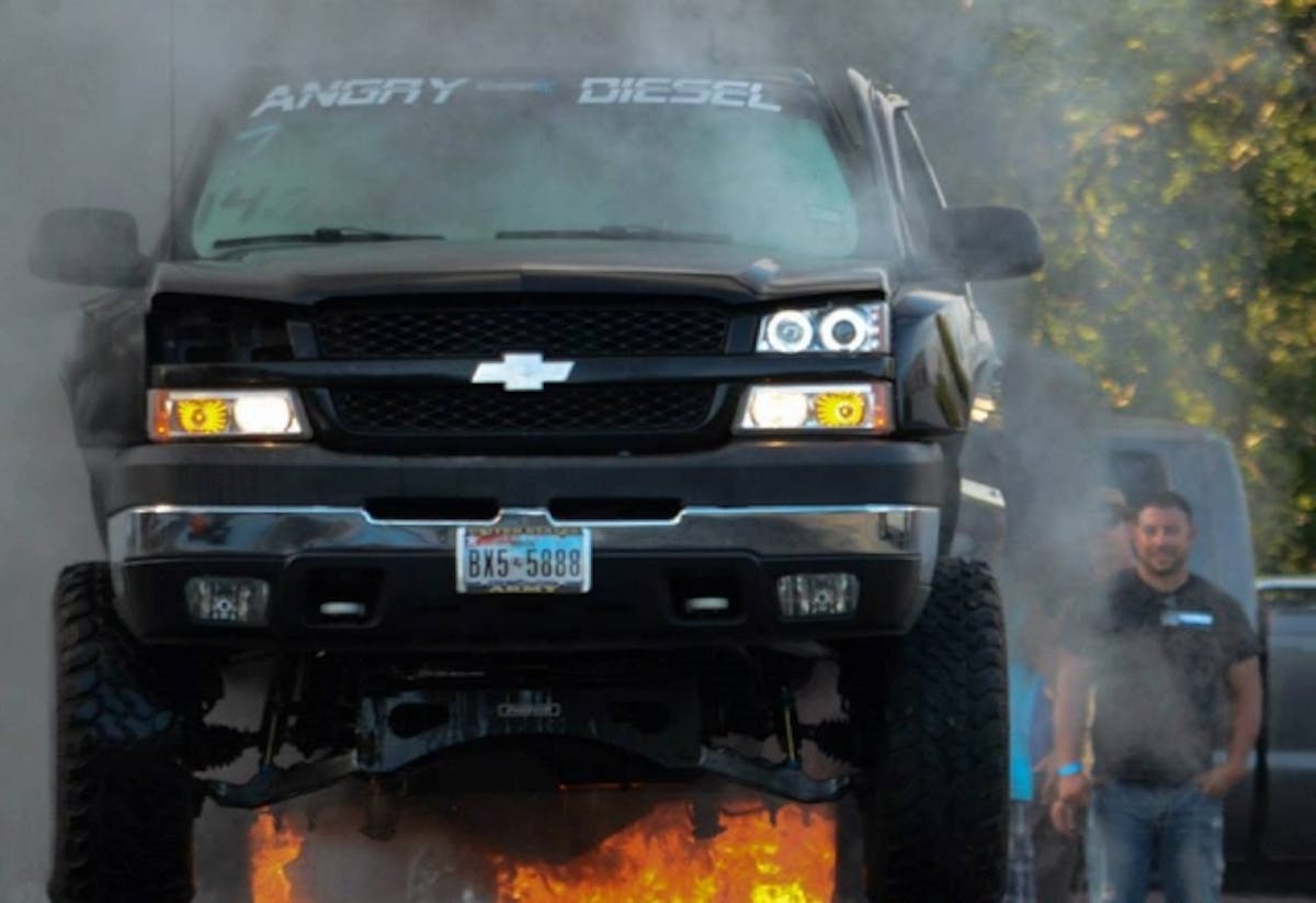 1012710_406547426116864_1090028100_n