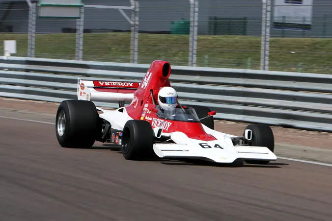 1975VelsParnelliT400