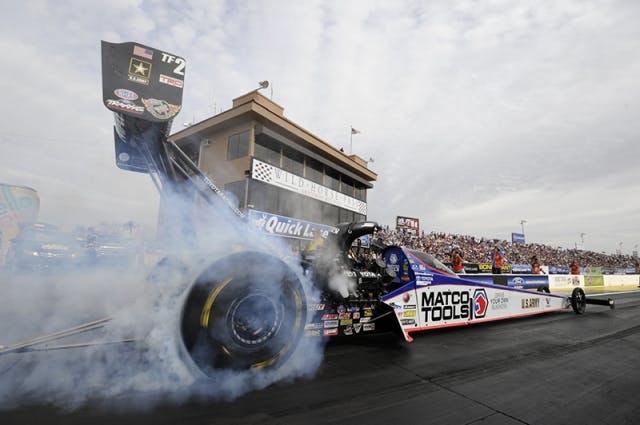 017-AntronBrown-Sun-PA1Action