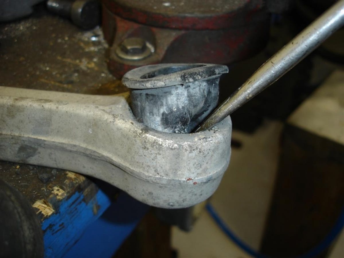 C4-Suspension-Service-41-Medium