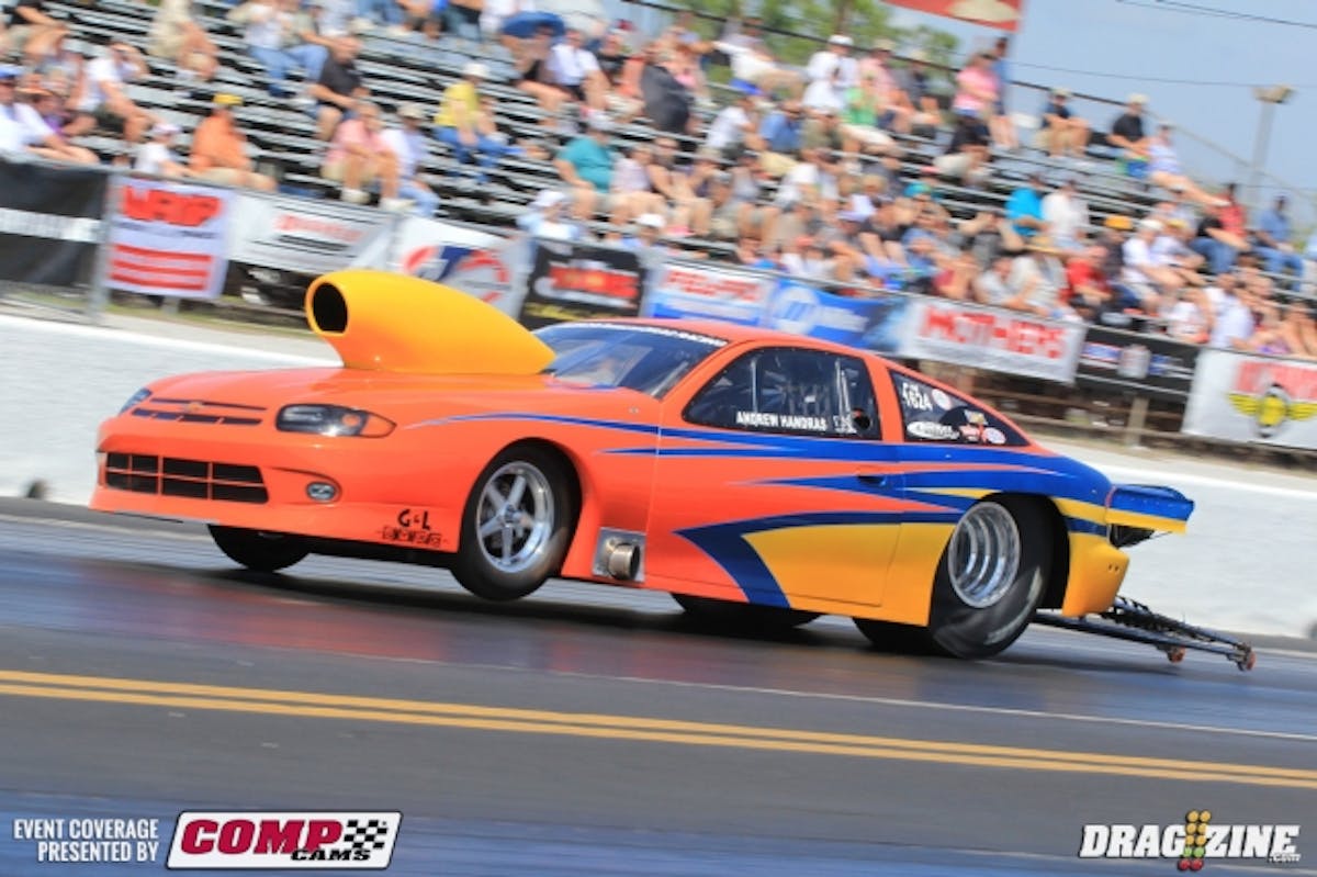 Andrew Handras' crew was able to make the call for round two after the heads ceom back from Nelson Competition this morning. He sits in eighth with a 6.42 at 219 MPH.