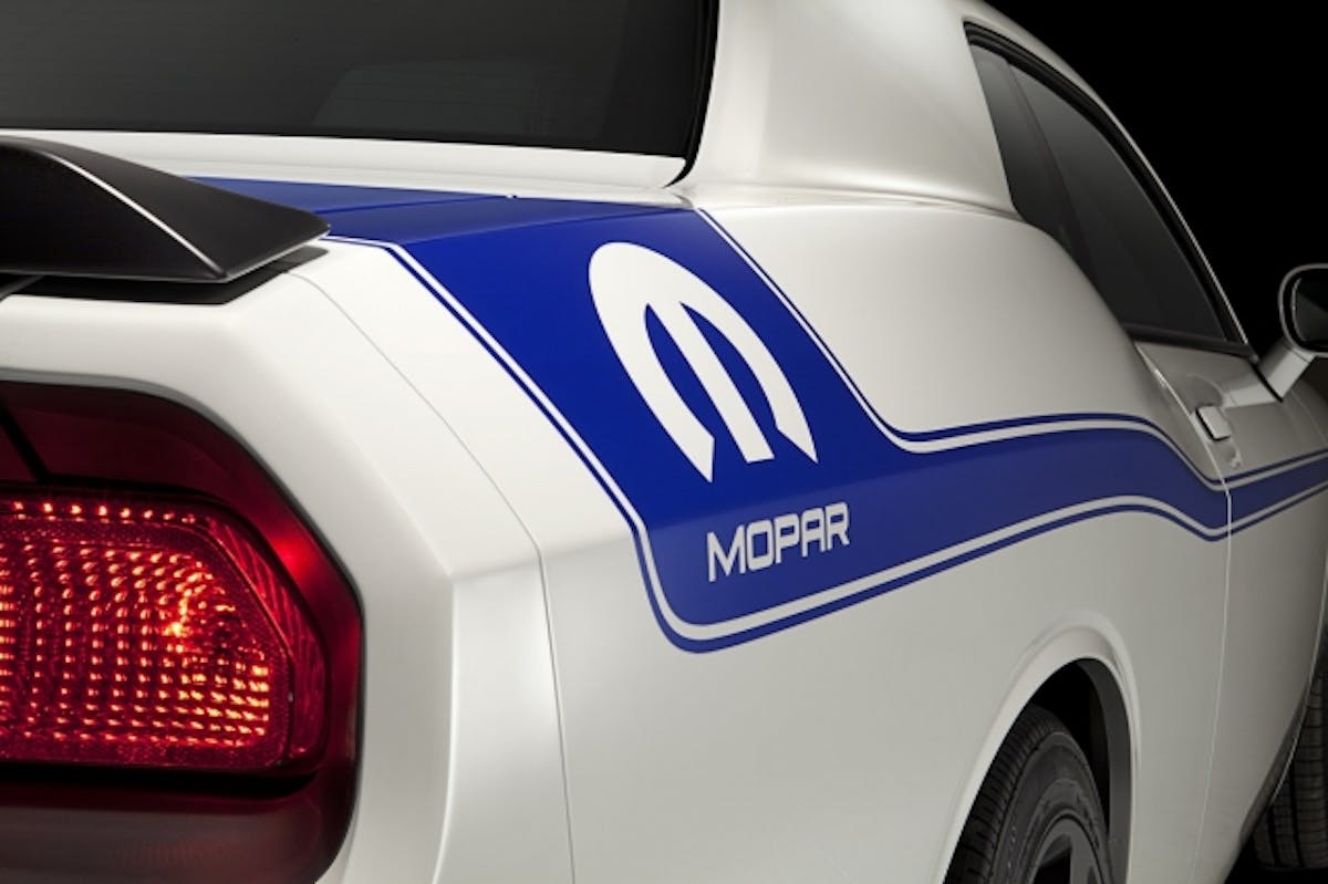 New Mopar ’14 Challenger model revealed: only 100 serialized c