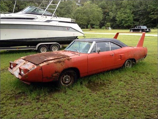 1970 Plymouth Superbird barn find side
