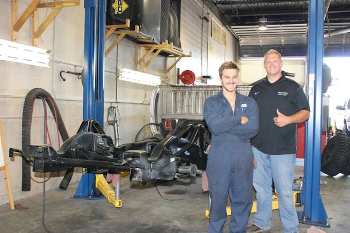 10400874_714715311941695_6803401647323979132_n