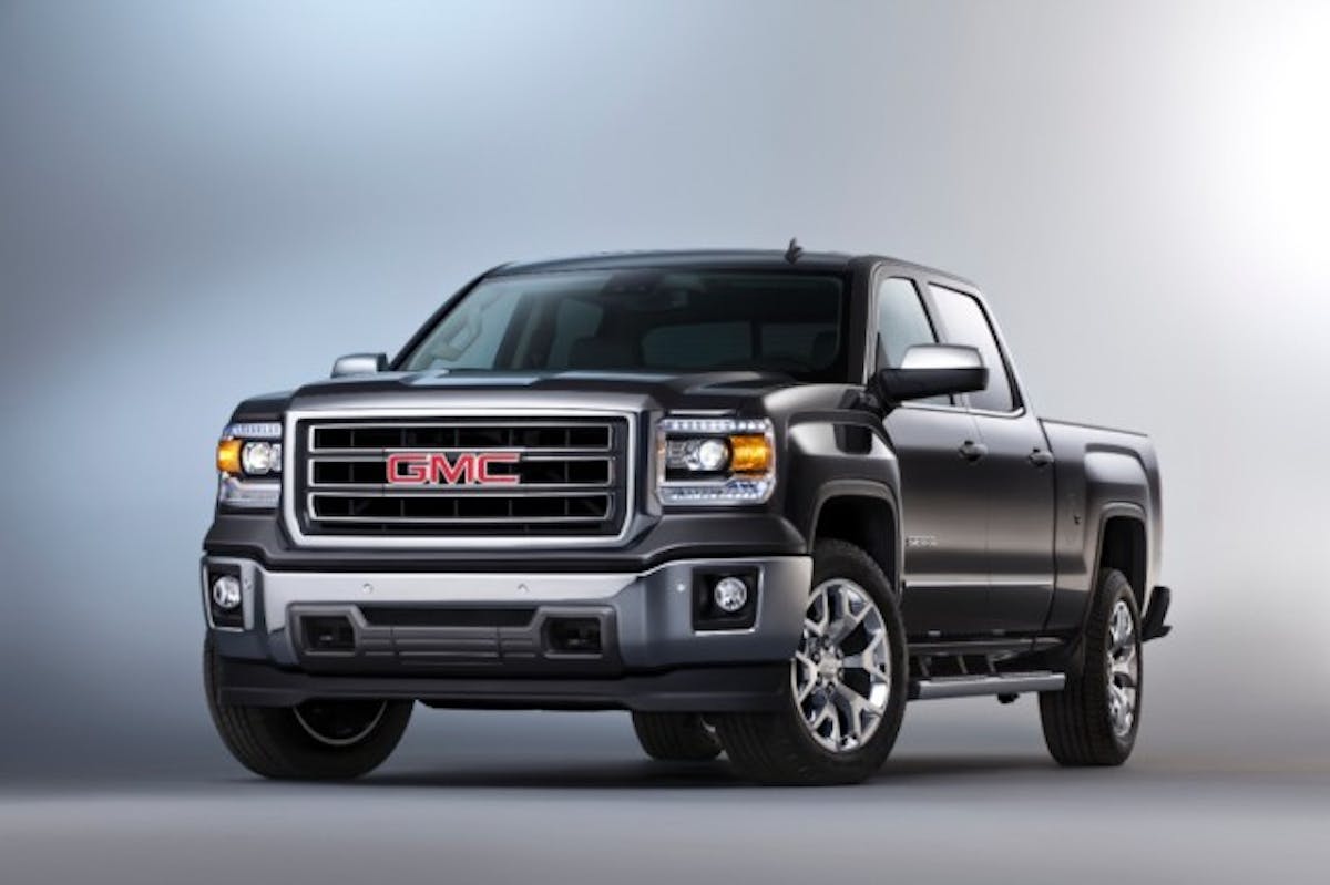 2014-GMC-Sierra-front-threequarter-studio-001-medium