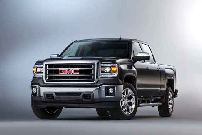 2014-GMC-Sierra-front-threequarter-studio-001-medium