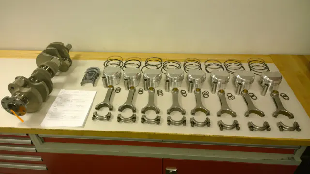 Molnar Technologies supplied the forged steel 4.150-inch stroke crankshaft and the forged connecting rods for this project. 