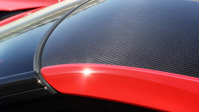 Optional exposed carbon fiber roof insert