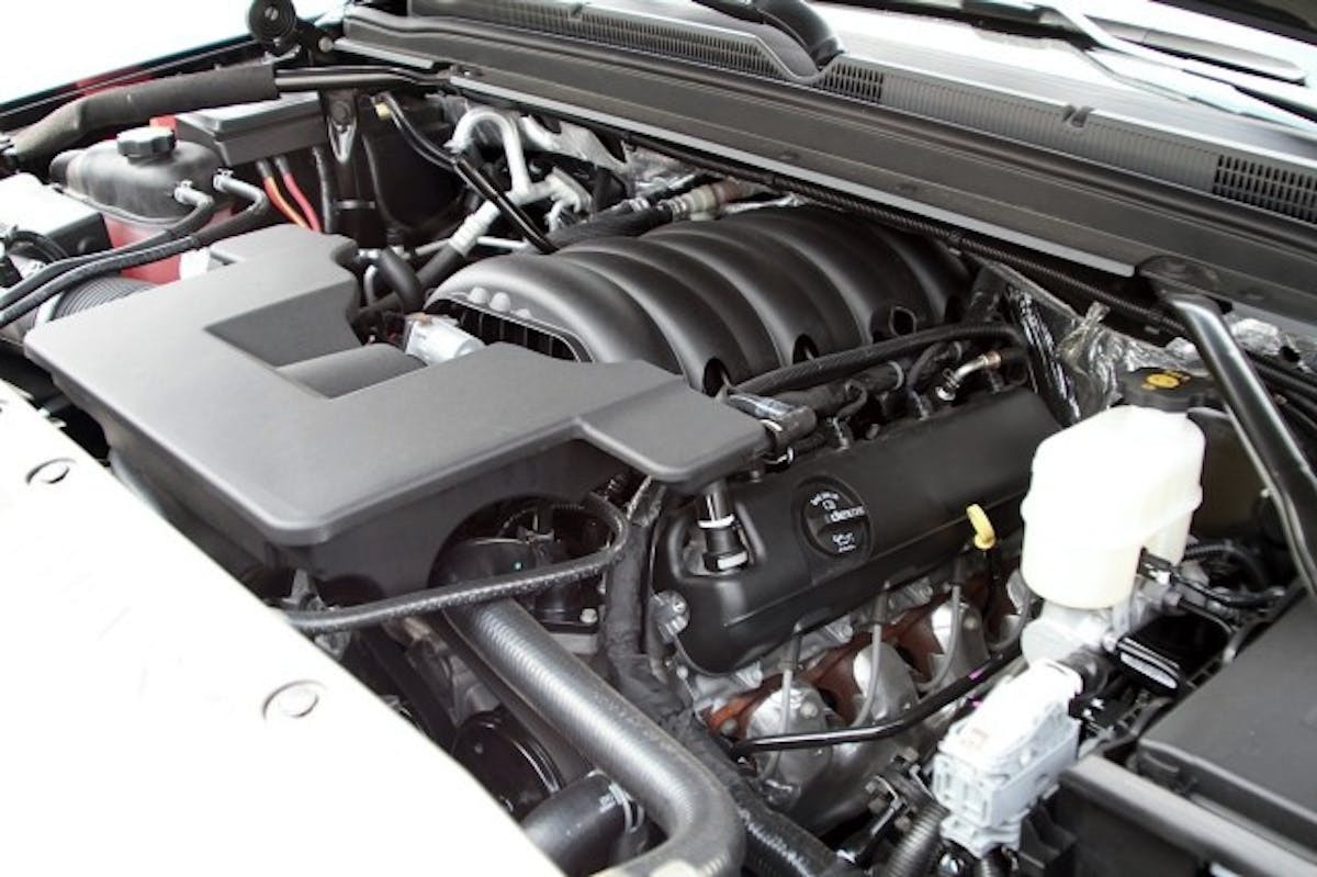 The 5.3 liter EcoTec3 V8 under the hood features direct injection, variable valve timing, and Active Fuel Management cylinder deactivation for a claimed 10% increase in fuel efficiency compared to the outgoing Gen IV 5.3